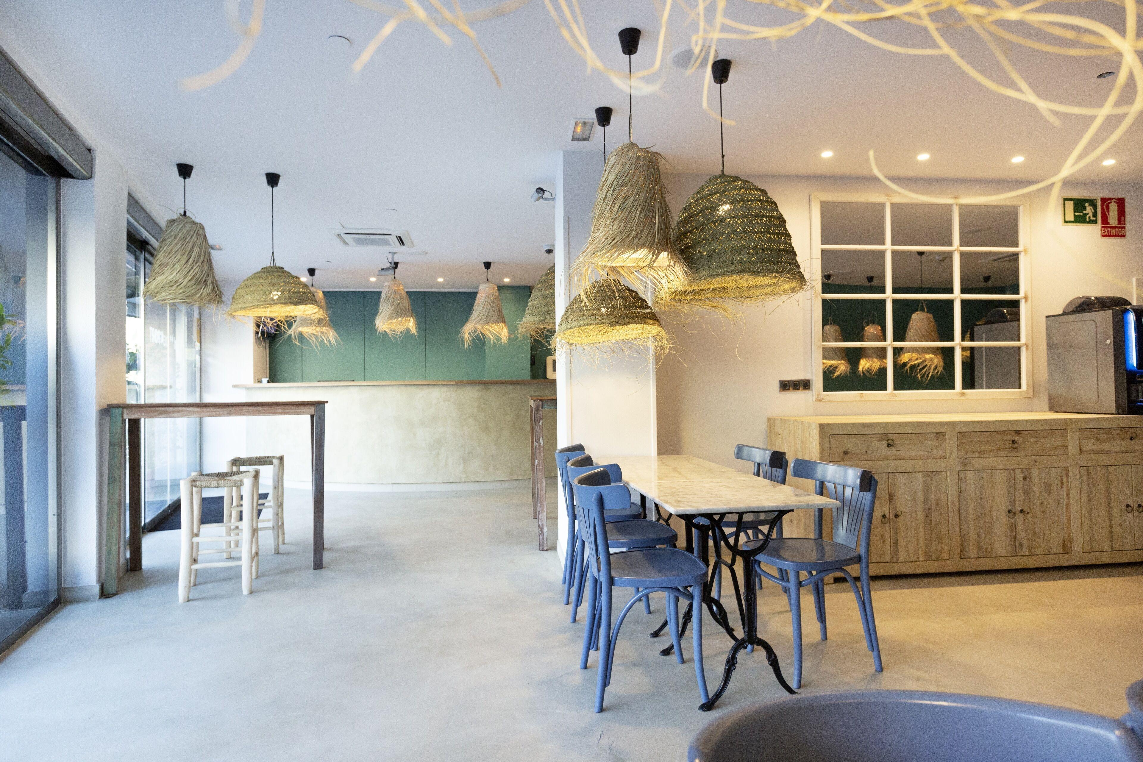 Yomo Hostal Bcn Port — Photos 2
